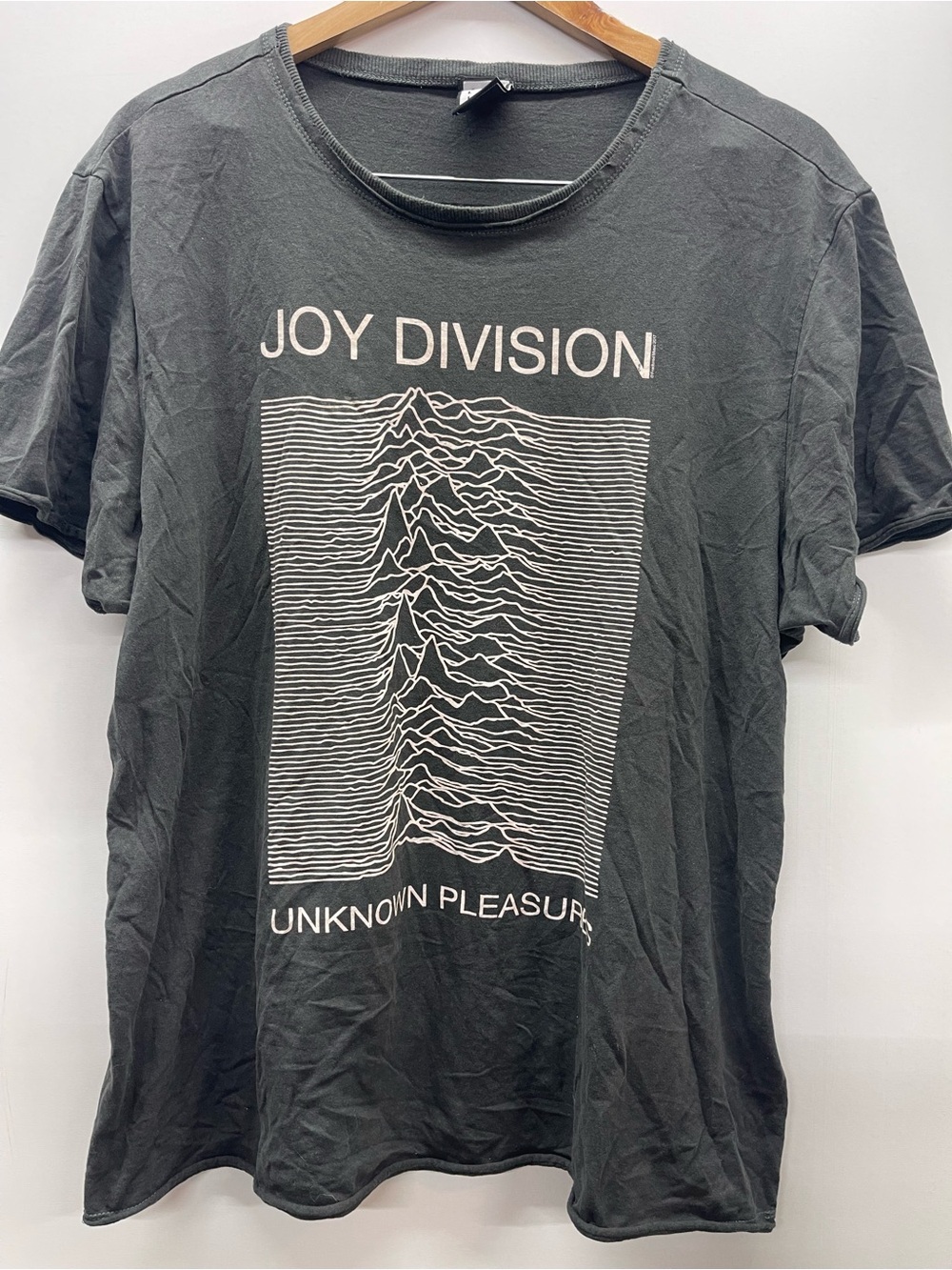 Joy Division Unknown Pleasures Short Sleeve Band Tee - Charcoal